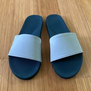 Indosole women’s 8 slides
